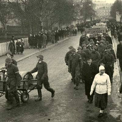 Härnösand-1957-Verkskydd-Parad-Snus och Tändsticksmuseum