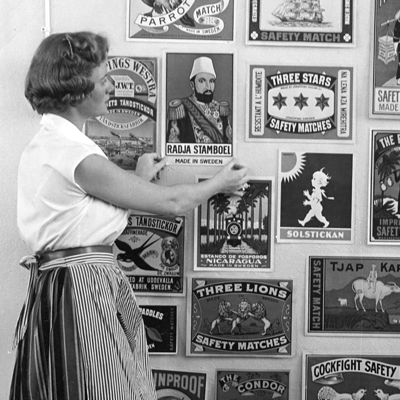 Tändsticksetiketter Produktion 1950-tal Snus och Tändsticksmuseun