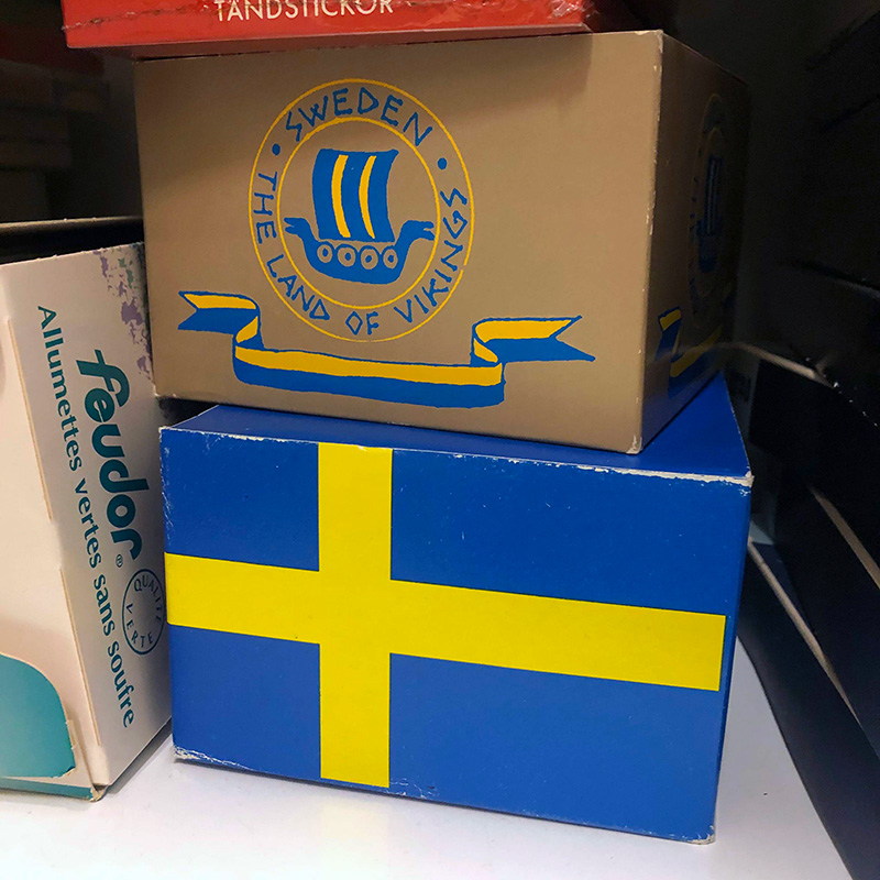 Tändsticksaskar-Svenska-flaggan-Vikingar-Snus-och-Tändsticksmuseum
